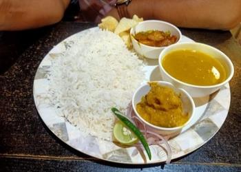 Paakshala-Family-restaurants-Siliguri-West-bengal-3