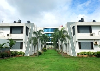 Pai-resorts-3-star-hotels-Belgaum-belagavi-Karnataka-1