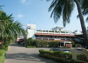 Palm-beach-hotel-4-star-hotels-Vizag-Andhra-pradesh-1