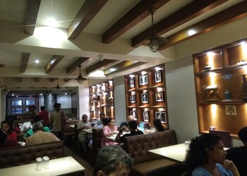 Pangat-the-family-restaurant-Family-restaurants-Borivali-mumbai-Maharashtra-2