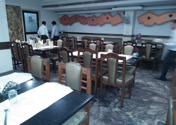 Pankhuri-restaurant-Pure-vegetarian-restaurants-Tajganj-agra-Uttar-pradesh-3