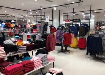 Pantaloons-Clothing-stores-Sector-16a-noida-Uttar-pradesh-3