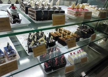 Paris-bakery-Cake-shops-Bhubaneswar-Odisha-2