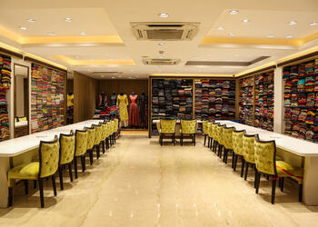 Paris-world-Clothing-stores-Surat-Gujarat-2