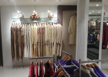 Pariwar-Clothing-stores-Bara-bazar-kolkata-West-bengal-3