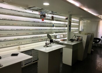 Parth-optics-optometrist-Opticals-Kolhapur-Maharashtra-2
