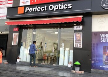 Perfect-optics-Opticals-Piplod-surat-Gujarat-1