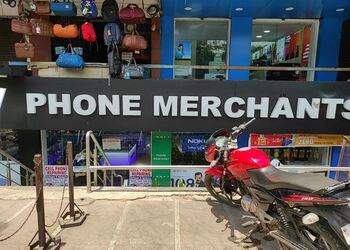 Phone-merchants-Mobile-stores-Majura-gate-surat-Gujarat-1
