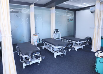 Physionic-clinic-Physiotherapists-Aurangabad-Maharashtra-2