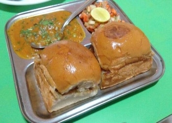 Picnik-restaurant-Pure-vegetarian-restaurants-Tt-nagar-bhopal-Madhya-pradesh-3