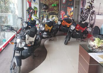 Pilot-honda-Motorcycle-dealers-Chembur-mumbai-Maharashtra-2