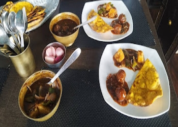 Pind-the-revolving-restaurant-Pure-vegetarian-restaurants-Patna-Bihar-1