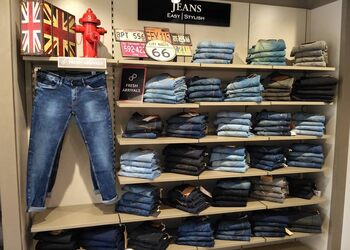 Planet-fashion-Clothing-stores-Jalgaon-Maharashtra-3