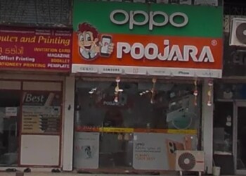 Poojara-telecom-Mobile-stores-Gandhinagar-Gujarat-1