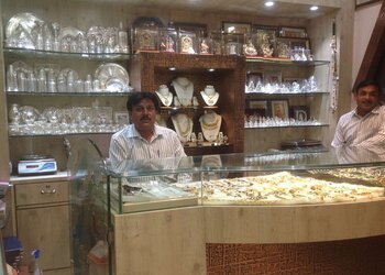 Poonam-jewellers-Jewellery-shops-Akola-Maharashtra-2