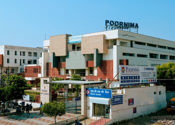 Poornima-institute-of-engineering-and-technology-Engineering-colleges-Jaipur-Rajasthan-1