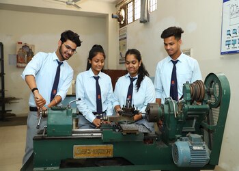 Poornima-institute-of-engineering-and-technology-Engineering-colleges-Jaipur-Rajasthan-3