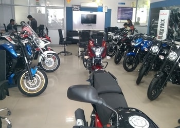 Popular-bajaj-Motorcycle-dealers-Bannimantap-mysore-Karnataka-3