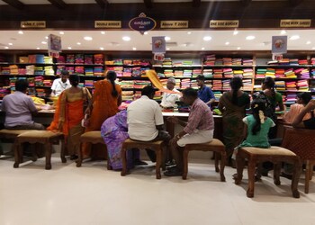 Pothys-Clothing-stores-Madurai-junction-madurai-Tamil-nadu-2