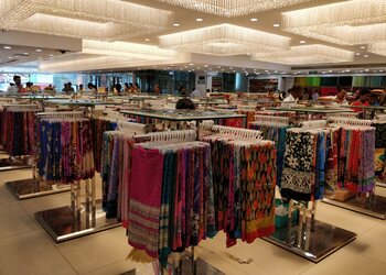 Pothys-Clothing-stores-Madurai-junction-madurai-Tamil-nadu-3