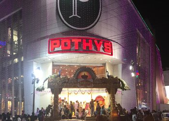 Pothys-Clothing-stores-Town-hall-coimbatore-Tamil-nadu-1
