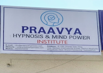 Praavya-hypnosis-mind-power-institute-Hypnotherapists-Akota-vadodara-Gujarat-1