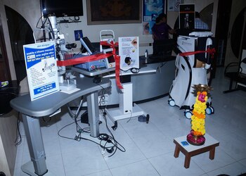 Pradhan-eye-hospital-lasik-laser-centre-Eye-hospitals-Kurduwadi-solapur-Maharashtra-3