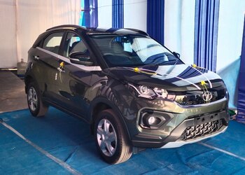 Pramukh-automotive-tata-motors-Car-dealer-Nanpura-surat-Gujarat-3