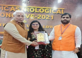 Priya-astro-Vastu-consultant-Shastri-nagar-meerut-Uttar-pradesh-2