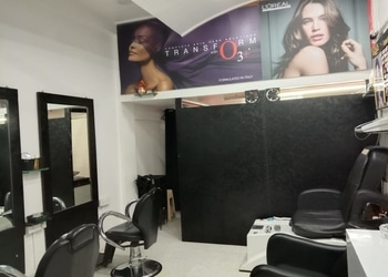 Professional-cuts-salon-spa-Beauty-parlour-Andheri-mumbai-Maharashtra-2