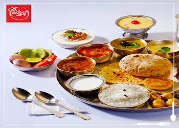 Pukhraj-restaurant-Pure-vegetarian-restaurants-Daman-Dadra-and-nagar-haveli-and-daman-and-diu-2