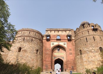 Purana-qila-Tourist-attractions-New-delhi-Delhi-1