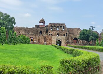 Purana-qila-Tourist-attractions-New-delhi-Delhi-2