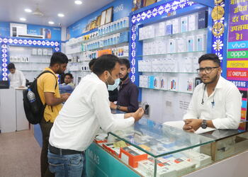 R-mobile-showroom-Mobile-stores-Bikaner-Rajasthan-2