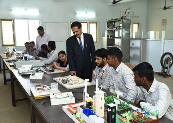 Raajdhani-engineering-college-Engineering-colleges-Bhubaneswar-Odisha-2