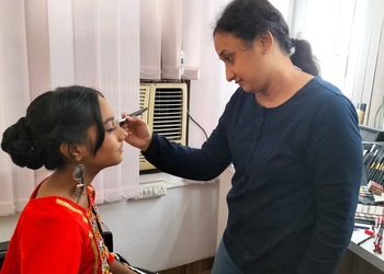 Rachna-ahuja-makeup-studio-Makeup-artist-Sukhliya-indore-Madhya-pradesh-2