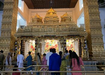 Radha-krishna-temple-Temples-Bangalore-Karnataka-3