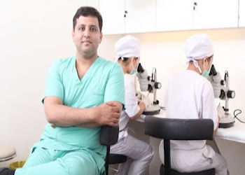 Radiance-skin-hair-clinic-Dermatologist-doctors-Dilshad-garden-delhi-Delhi-2