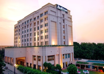 Radisson-hotel-5-star-hotels-Varanasi-Uttar-pradesh-1