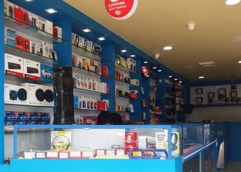 Rainbow-infotech-Mobile-stores-Silchar-Assam-3