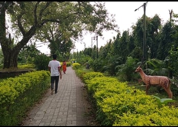 Rajbari-park-Public-parks-Jalpaiguri-West-bengal-2