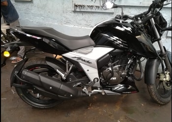 Raju-tvs-Motorcycle-dealers-Jhargram-West-bengal-1