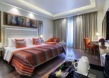 Ramada-by-wyndham-4-star-hotels-Gurugram-Haryana-2