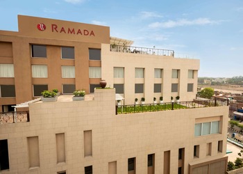 Ramada-by-wyndham-4-star-hotels-Jammu-Jammu-and-kashmir-1