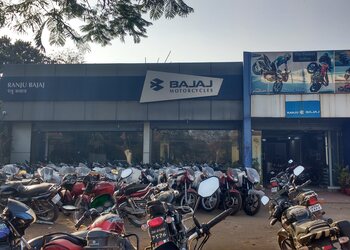 Ranju-bajaj-Motorcycle-dealers-Bokaro-Jharkhand-1