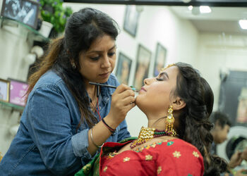 Rashmis-bridal-studio-Makeup-artist-Chembur-mumbai-Maharashtra-2