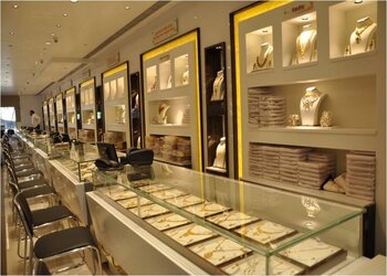 Ratanlal-c-bafna-jewellers-Jewellery-shops-Chikhalwadi-nanded-Maharashtra-2