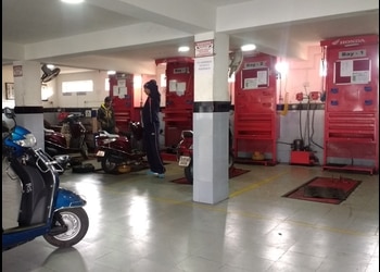 Ratna-honda-Motorcycle-dealers-Jalpaiguri-West-bengal-2