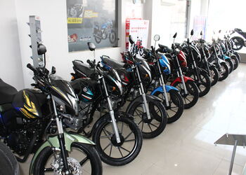 Ravi-automobiles-Motorcycle-dealers-Model-town-jalandhar-Punjab-3