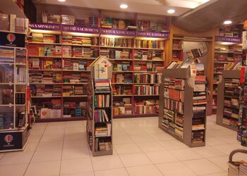 Readers-paradise-Book-stores-Indore-Madhya-pradesh-2